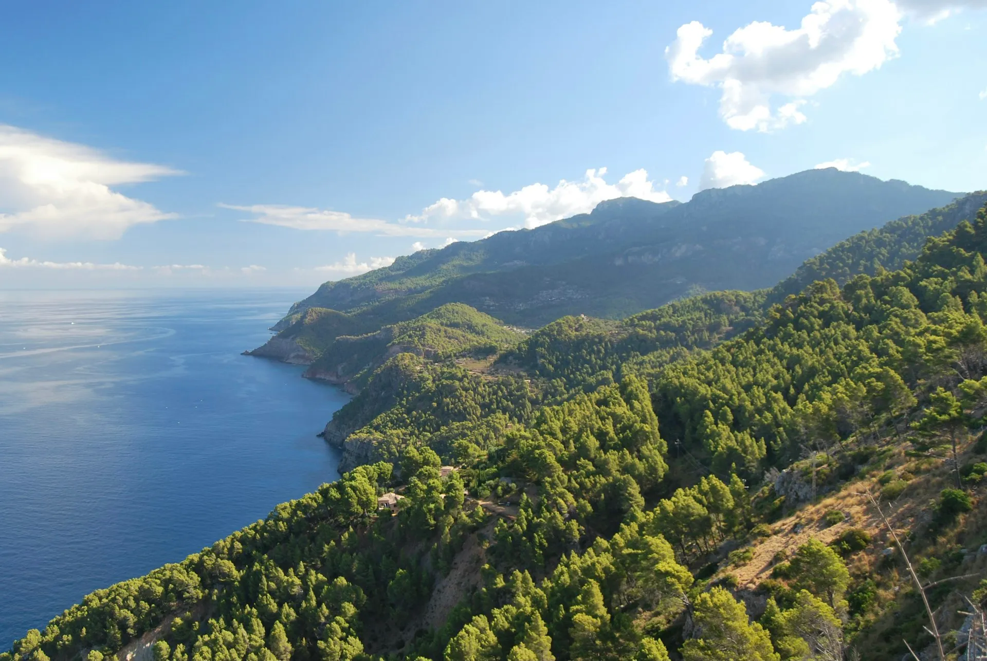 Costa de la Serra de Tramuntana, en Mallorca, vista desde lo alto